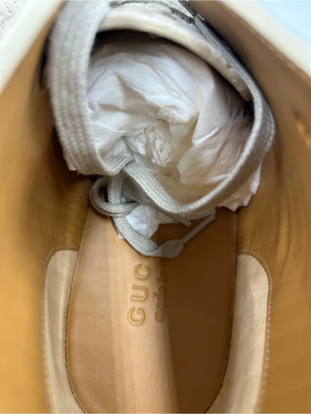 Men's Gucci suede GG embossed desert boots in oatmeal size 11 made in Italy